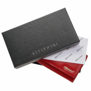 Czerwony portfel damski Betlewski z kolekcji Palermo BPD-PA-100