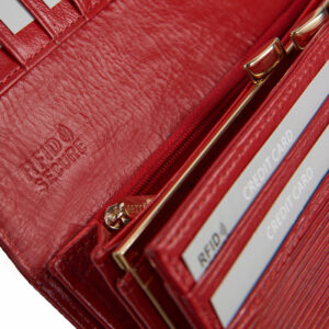 Czerwony portfel damski Betlewski z kolekcji Palermo BPD-PA-100