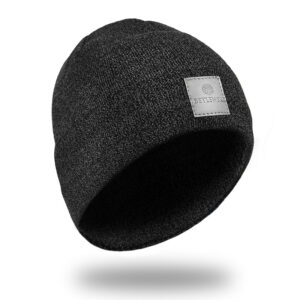 Czapka męska WINTER Betlewski BCM-B4 CZARNY