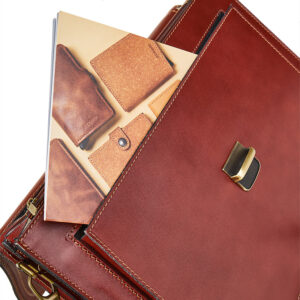 Skórzana aktówka męska CLASSY Betlewski TBA-325 COGNAC