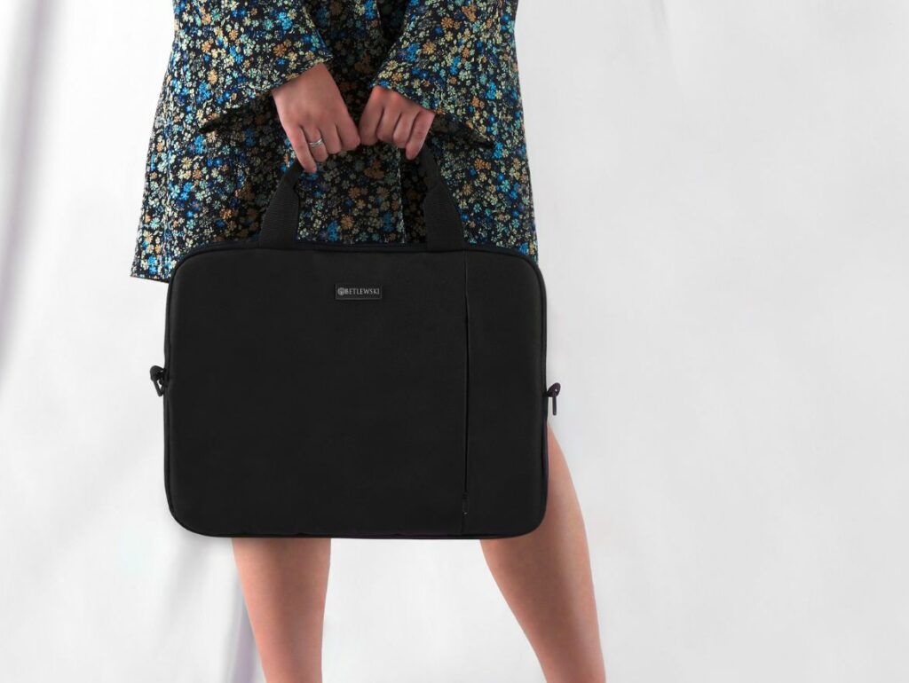 torba na laptopa do pracy