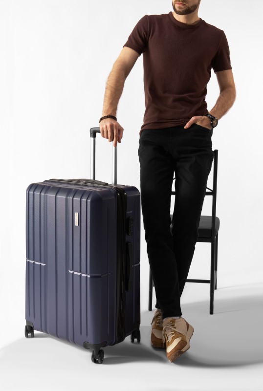 duża walizka rozszerzana nova