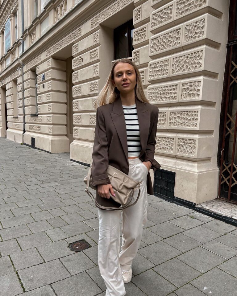 twb lic 30 bez model aagistyle (1)