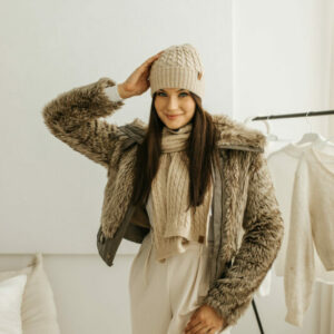 czapka damska ze wzorem winter