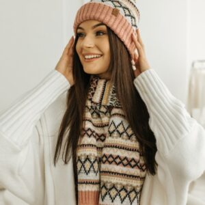 czapka damska we wzory winter