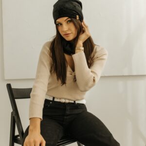 welurowa czapka damska winter