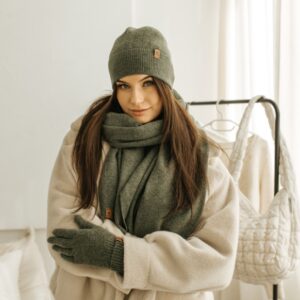 wywijana czapka damska winter