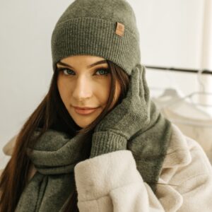 wywijana czapka damska winter