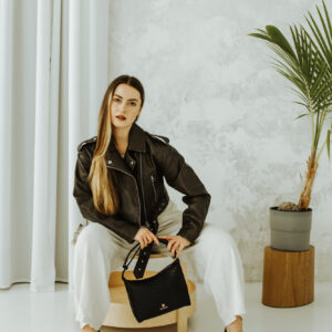 btj 25 czarny model seb 3292