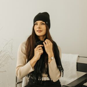 szalik damski z frędzlami winter