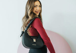 Co nosimy w torebce? Must-have każdej kobiety