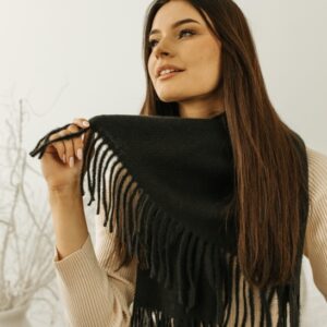 szalik damski z frędzlami winter