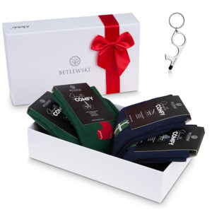 Świąteczny zestaw skarpet na prezent z brelokiem